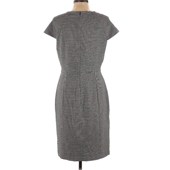 Banana Republic Dress - Picture 2 of 2